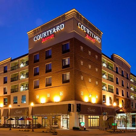 Courtyard Rochester Mayo Clinic Area/Saint Marys Екстер'єр фото